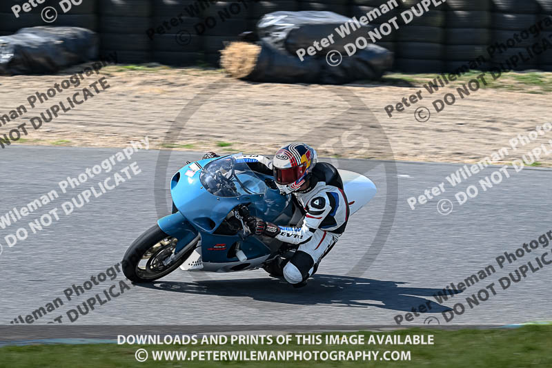 enduro digital images;event digital images;eventdigitalimages;lydden hill;lydden no limits trackday;lydden photographs;lydden trackday photographs;no limits trackdays;peter wileman photography;racing digital images;trackday digital images;trackday photos